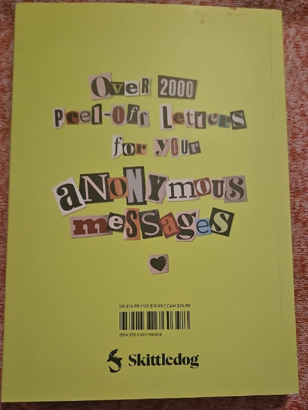 Ransom Note Sticker Book - Picture 3 of 5